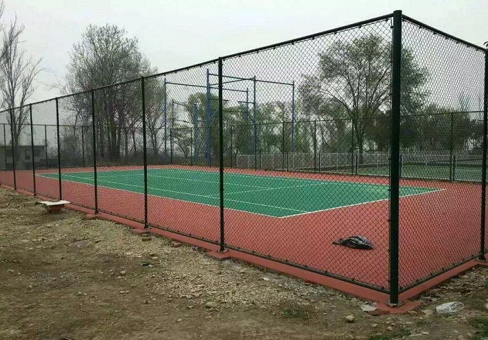 球場圍網體育設施工程的鋪設